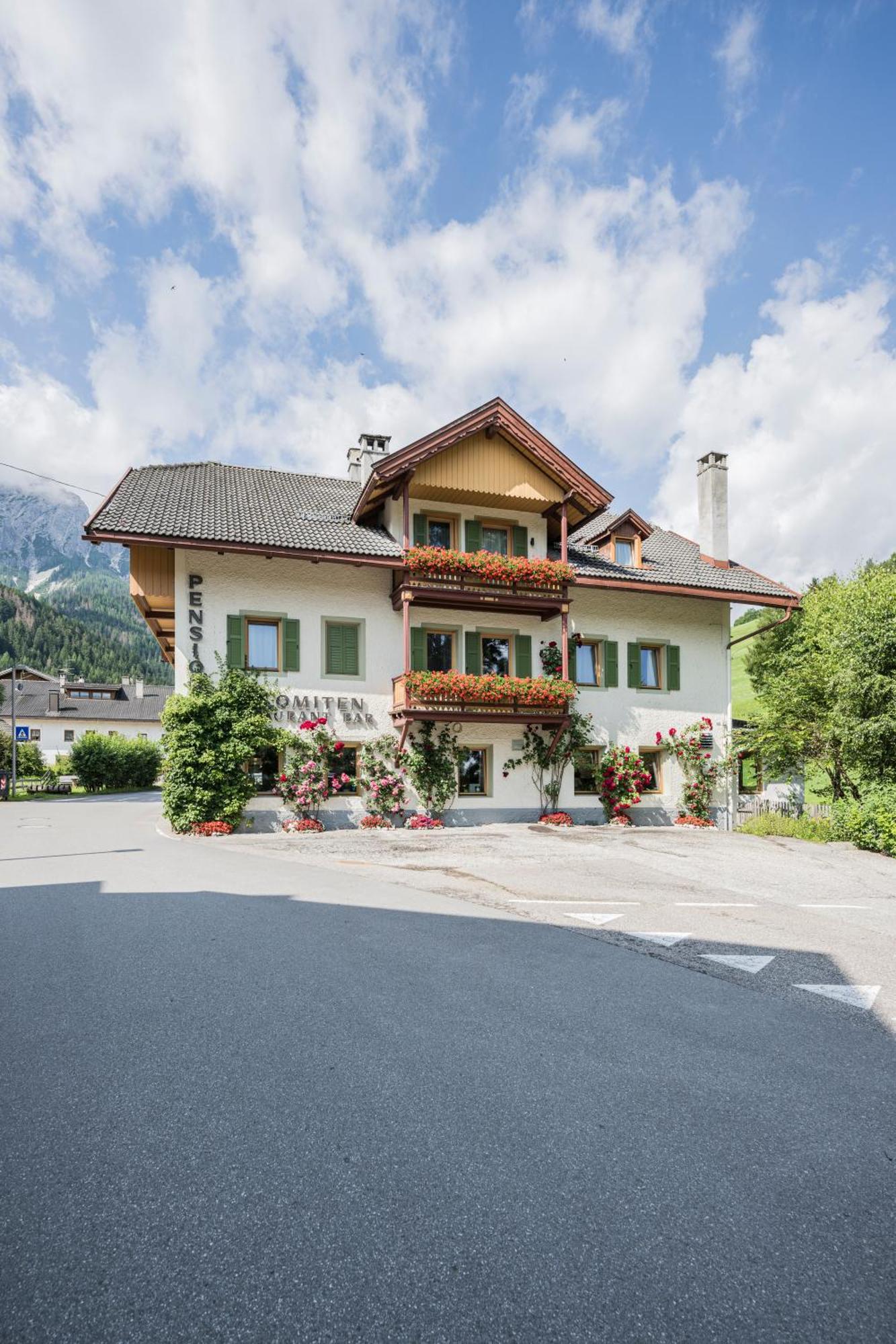 Gasthof Albergo Dolomiten Braies  Exteriér fotografie