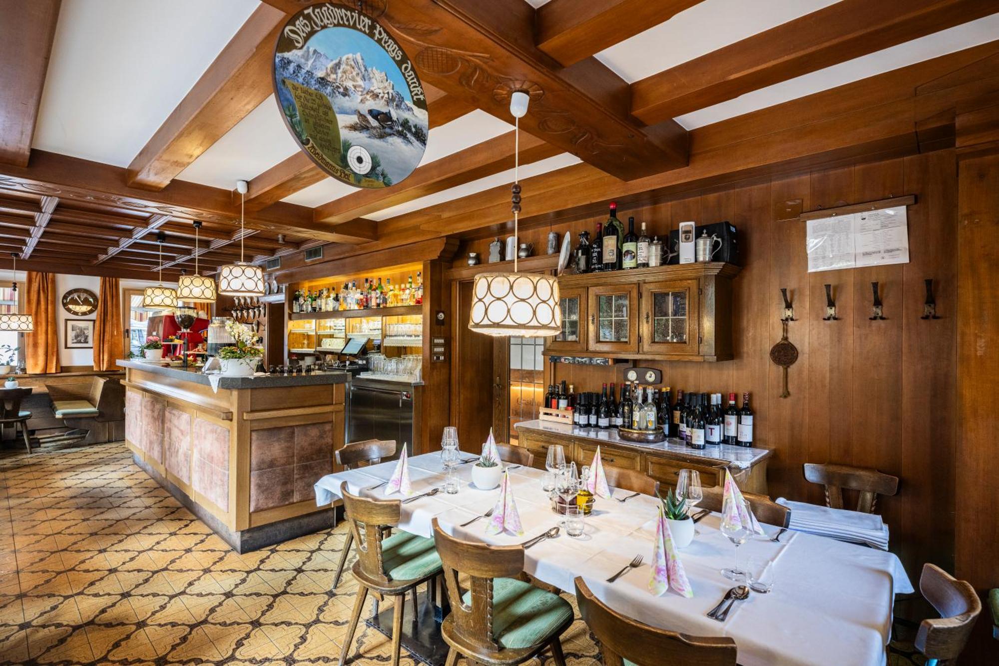 Gasthof Albergo Dolomiten Braies  Exteriér fotografie